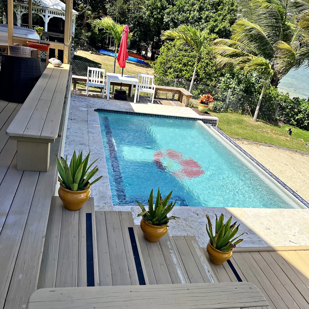 tropical-poolside-lounge-area